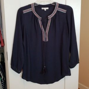 Chiffon top w embroidery details